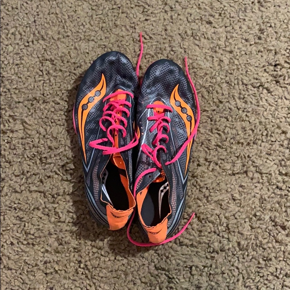 Track running spikes